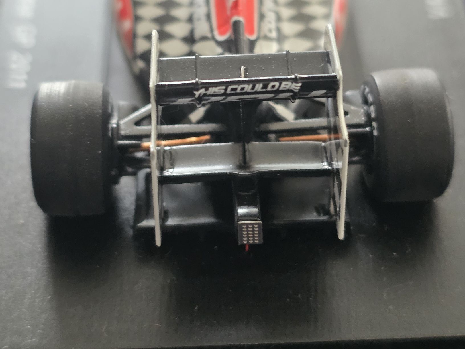 Spark Modellini d'auto: HRT F111 – Nuovo (secondo la descrizione) da Bilten venduto da C21 4