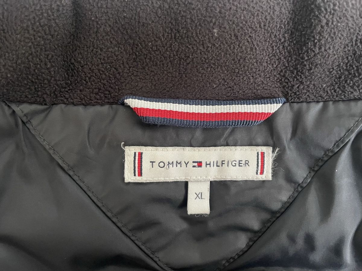 Tommy Hilfiger Cappotti: TOMMY HILFIGER Daunenmantel – Usato da Luzern venduto da Seestern71 3