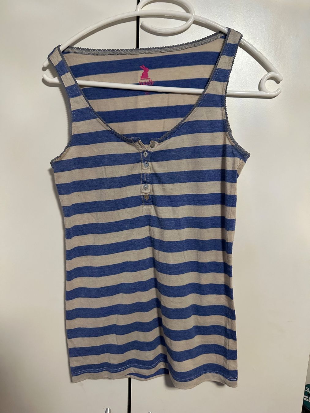 Tops: Damen Tanktop gestreift Grösse S – D'occasion à Schaan par Hermine2018