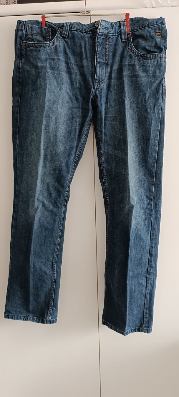 Jeans: Herren Jeans 38/34 – Usato da Pfungen venduto da pegbob