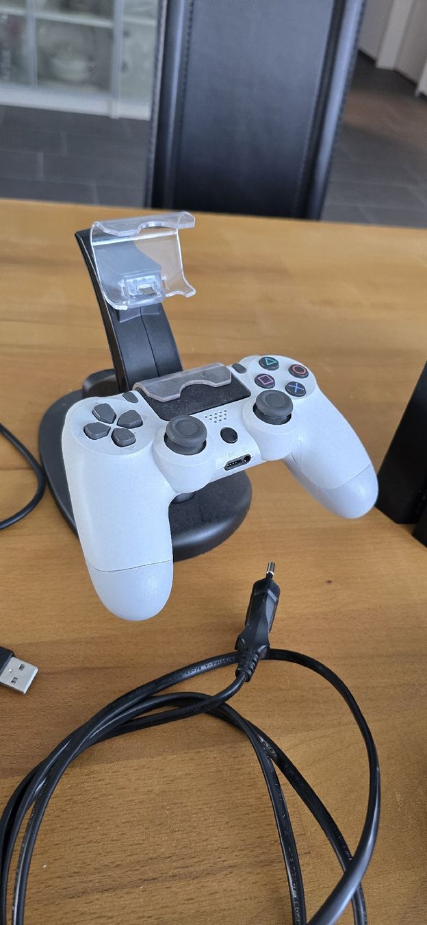 Sony Console: Playstation 4 Darth Vader Edition mit 3 Controller+Spielen – Usato da Hunzenschwil venduto da str_cth7 4