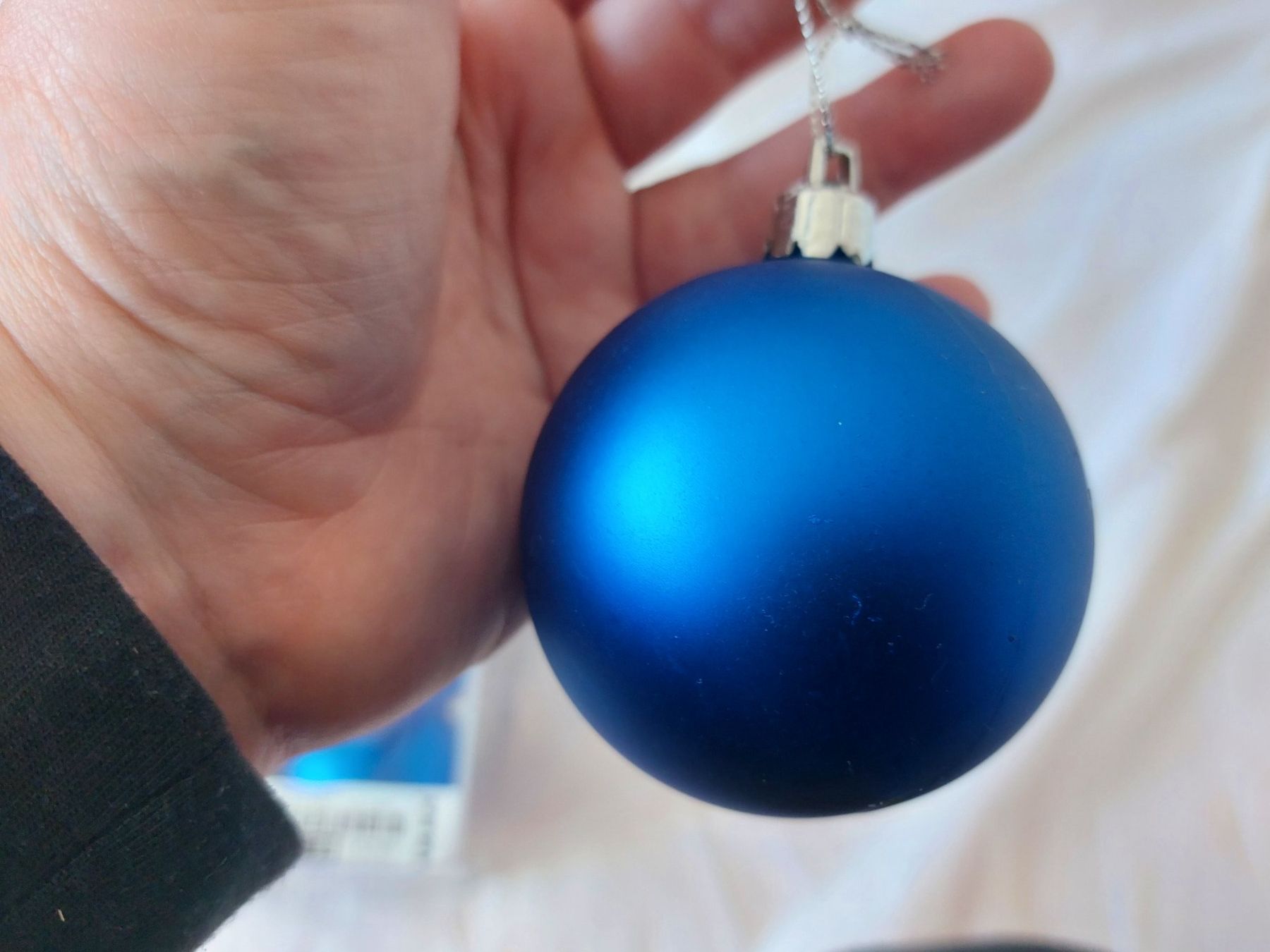 Ikea Tutte le decorazioni: Lot de 8 boules de Noël bleu électrique – Usato da Ostermundigen venduto da jul_7t8v 5