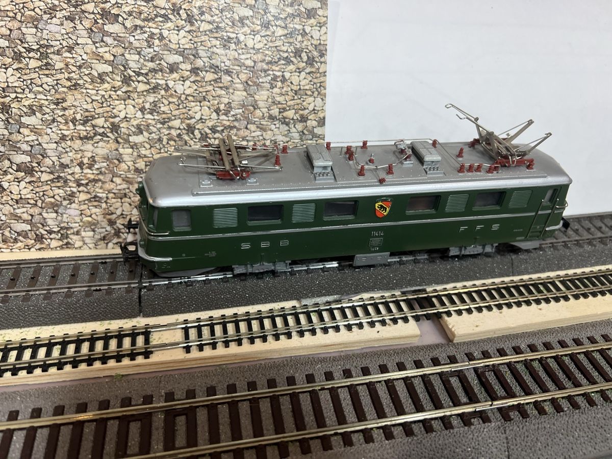Märklin Modellini di ferrovie: Märklin SBB Ae 6/6 – Usato da Dübendorf venduto da Troggy 5