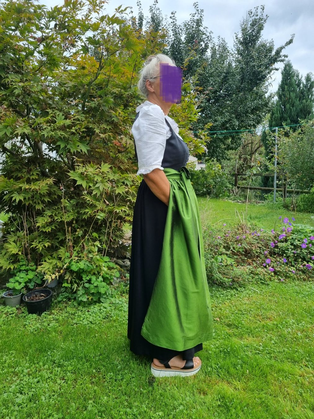 Robes: Dirndel – D'occasion à Flawil par Stelly 1