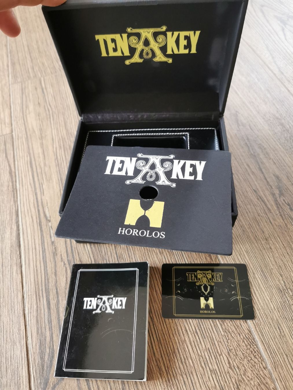 Scatole porta orologi: Elegante Tenkey Horolos Uhrenbox – Usato da Gossau ZH venduto da GDE19 2