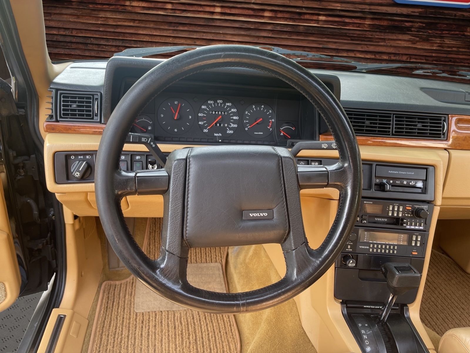 Volvo Automobili: VOLVO 780 Bertone - Oldtimer - ab MFK! – Usato da Au SG venduto da Simeon-Cars 5