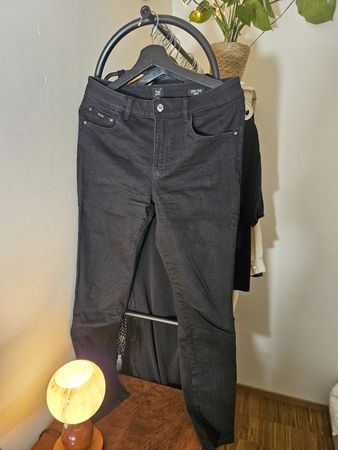Schwarze C&A Flex Shaping Skinny Jeans, Gr. 42, NEU!!