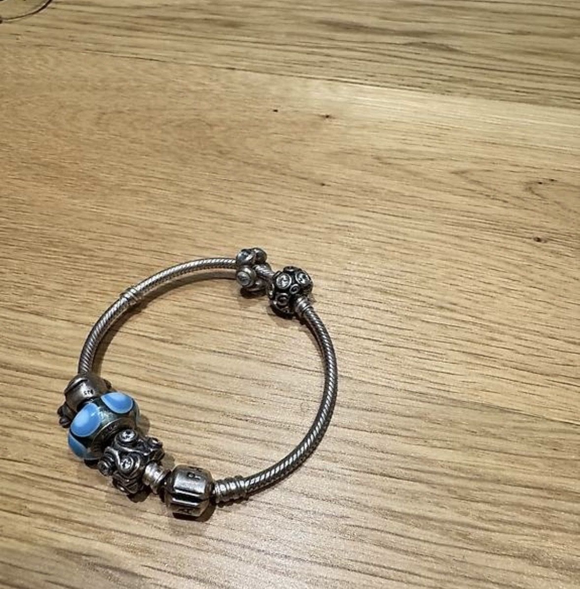 Pandora Bracciali & Braccialetti: Armband mit Charms – Usato da Bremgarten AG venduto da val_ch 1