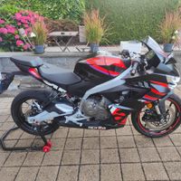 Neuwertige, rassige Aprilia RS 457 zu verkaufen