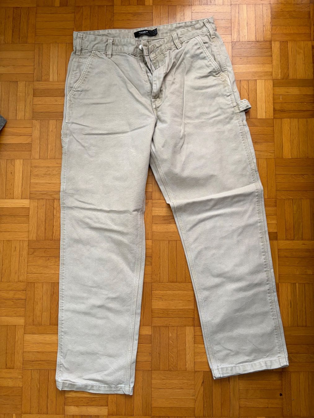 Pull&Bear Pantaloni: Pull&Bear Cargo Hose Beige – Usato da Winterthur venduto da Adonisss
