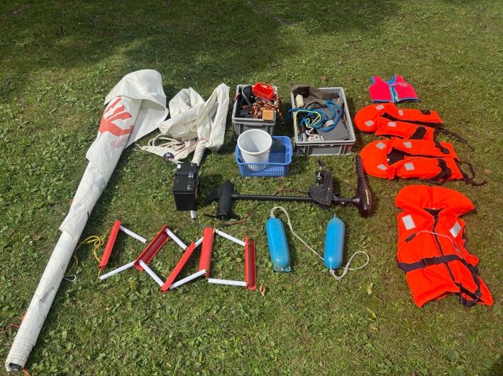 Boote: Segelboot / Jolle "Conger" mit Anhänger – Gebraucht aus Zumikon von blitzjunge 9