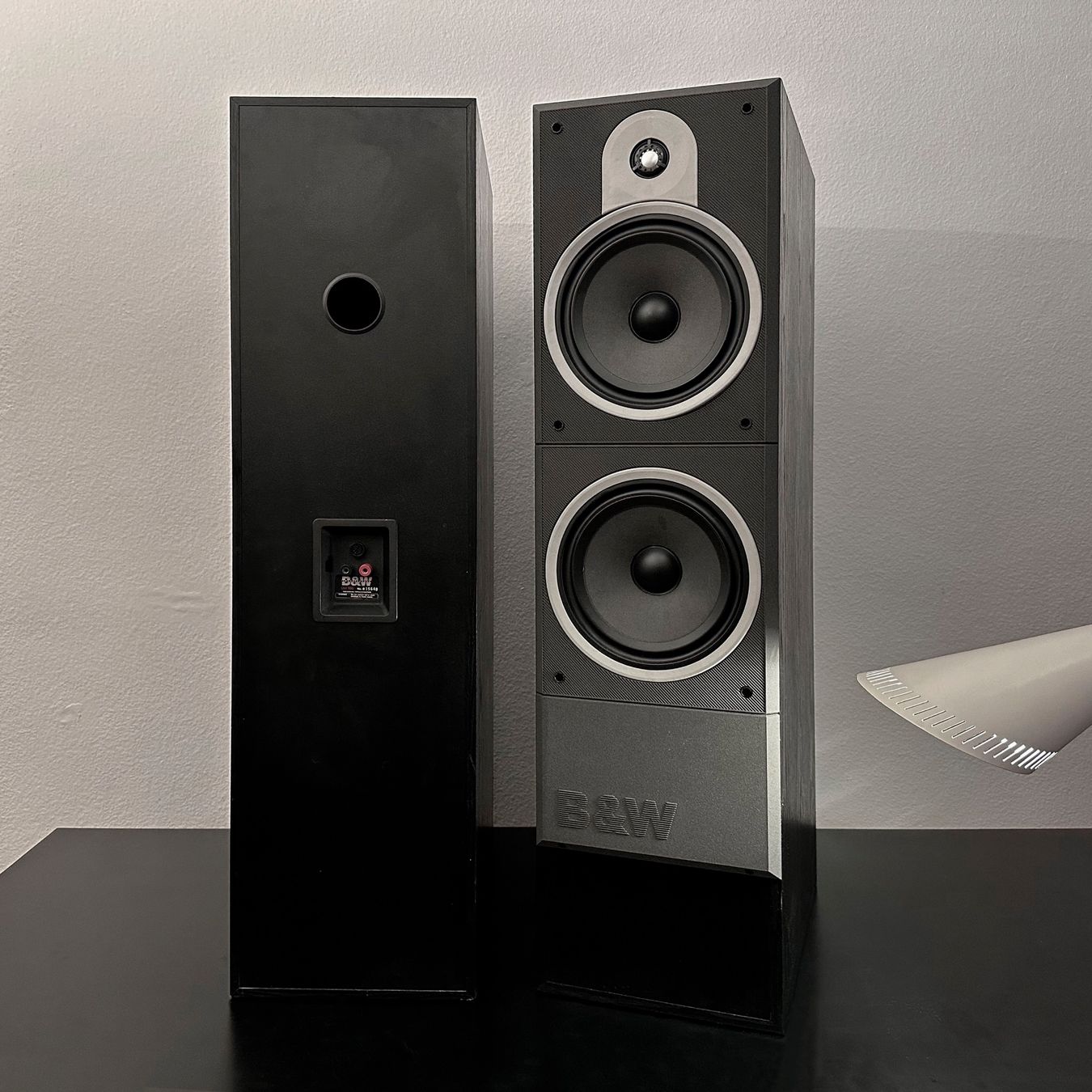 Bowers & Wilkins Casse acustiche: B&W DM 580 Standlautsprecher – Usato da Zürich venduto da Einzelheiten 3