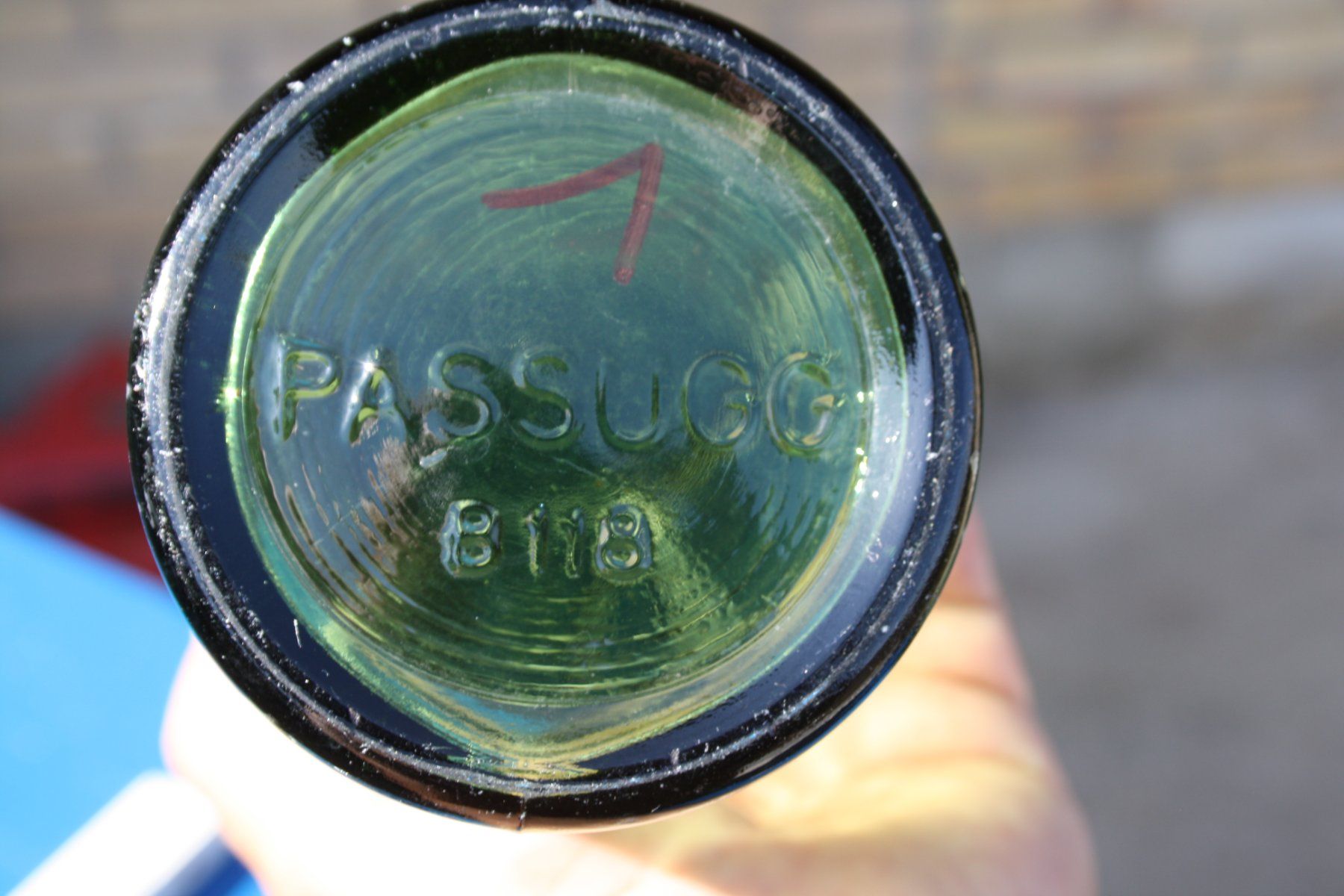 Verres, cruches & bouteilles: PASSUGGER BÜGELFLASCHE – D'occasion à Wauwil par Pneuedy 8