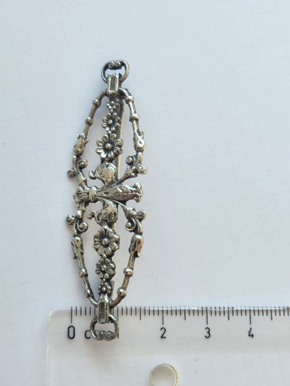 Broschen & Nadeln: Elegante Vintage Brosche mit Blumenmuster, Silber 800 – Gebraucht aus St. Gallen von GIULESGG 7