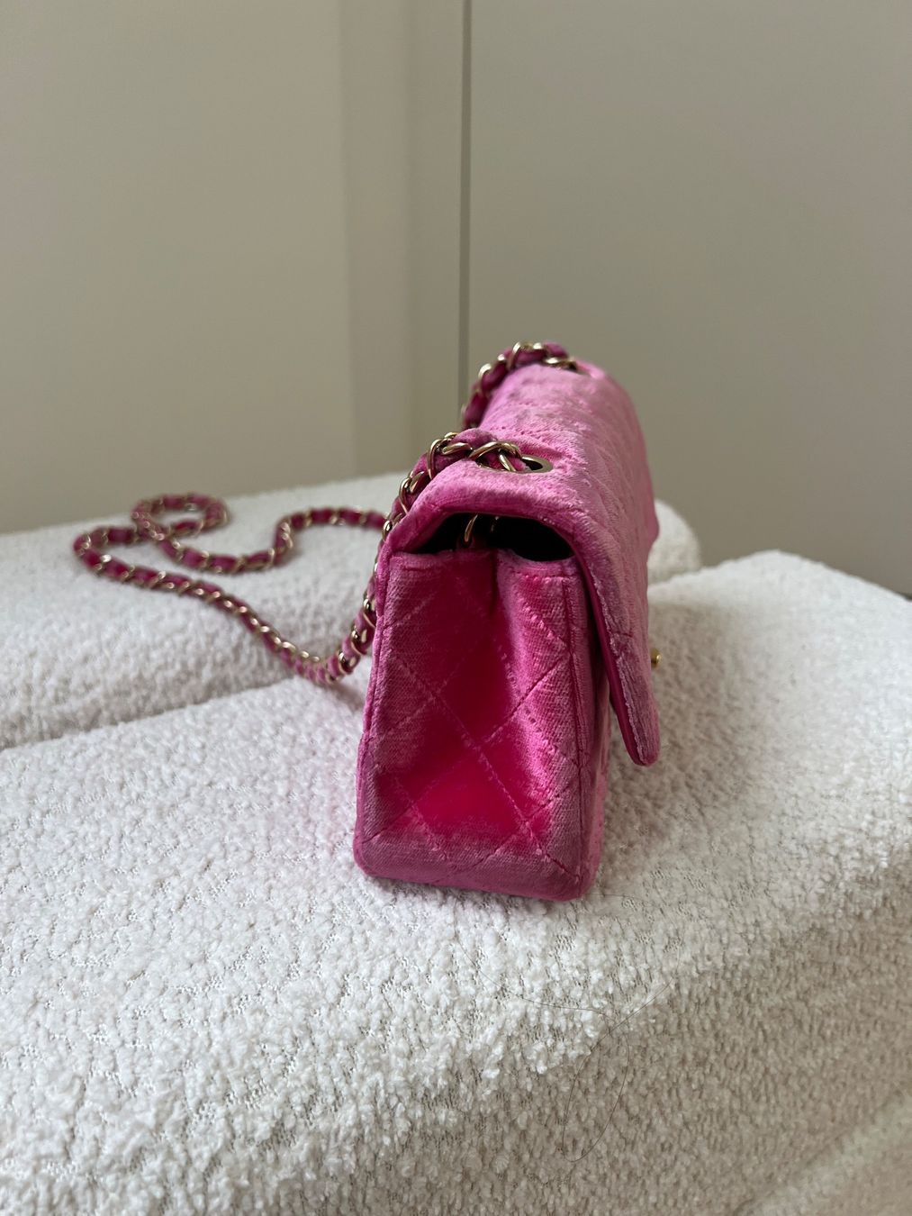 Chanel Borse da donna: Chanel sac à main en velours – Usato da Lutry venduto da roxypoxy 4
