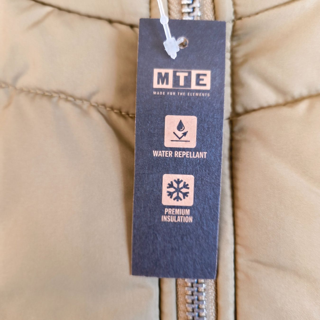 Vans Jacken: Vans kurze Damen Jacke, Grösse M – Neu und originalverpackt aus Uitikon Waldegg von PJLS1 4