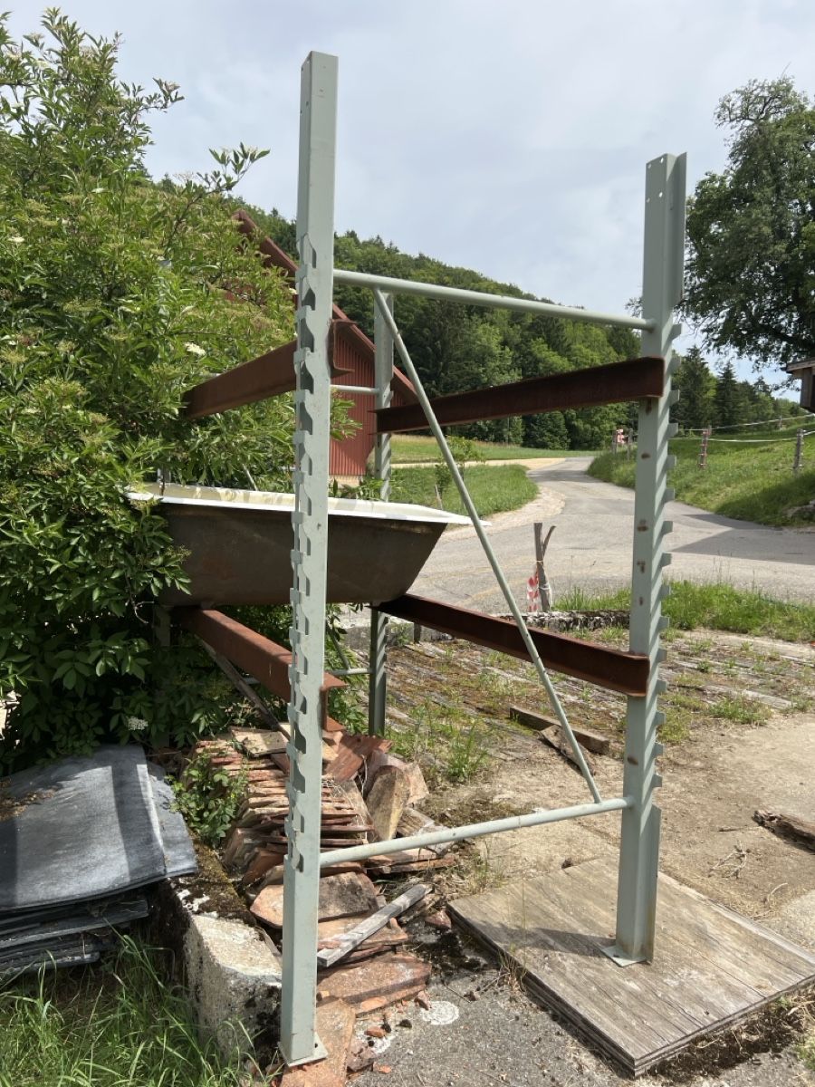 Scaffali: Selbstgebautes Palletenregal – Usato da Eptingen venduto da ritterfarms 1
