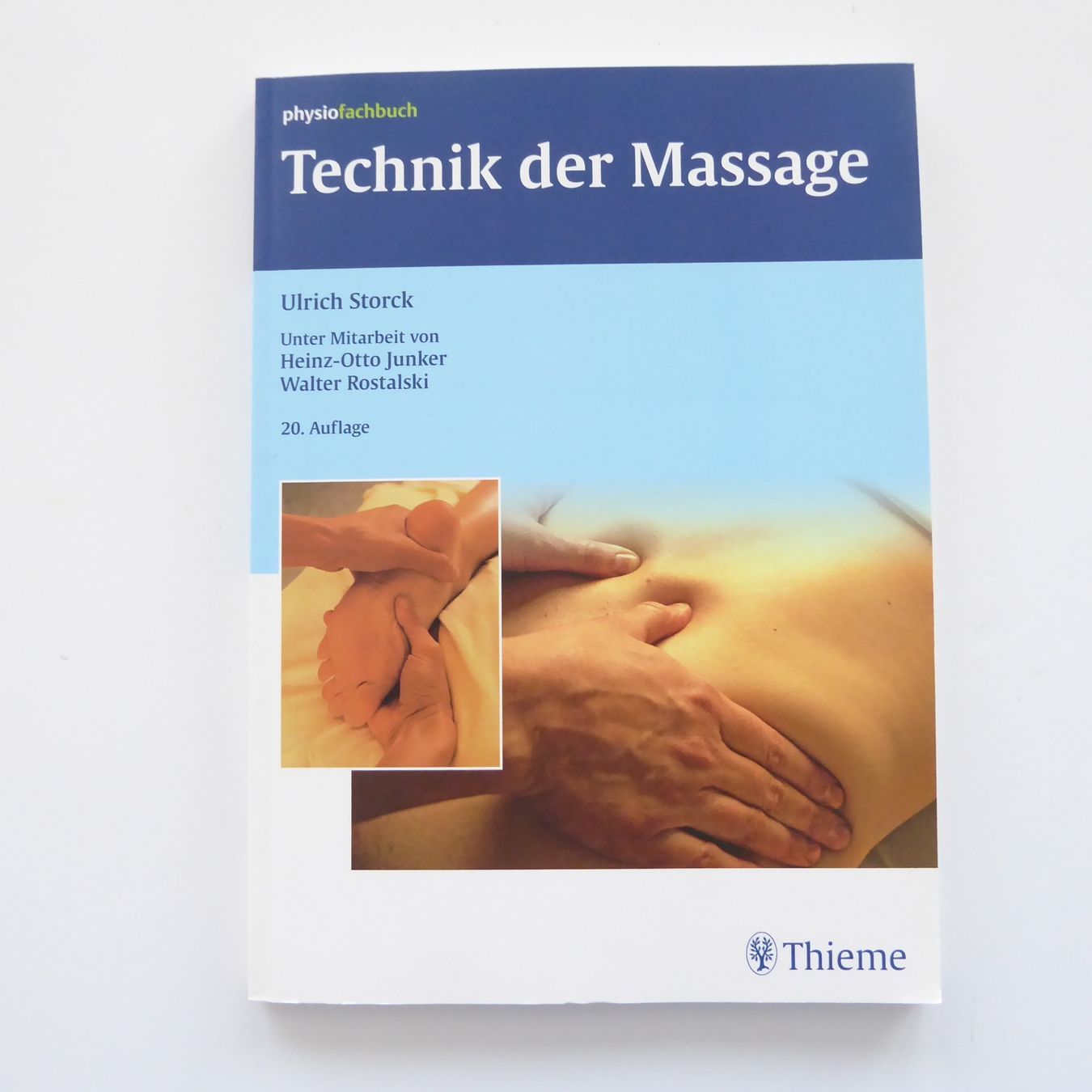 Libri: Technik der Massage - Thieme – Usato da Basel venduto da Kunterbunt12