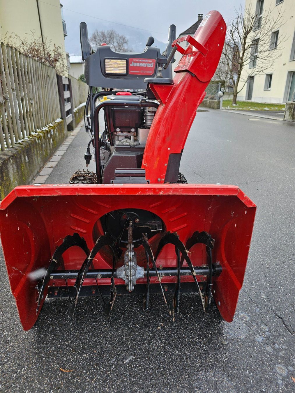 Déneigement: Schneefräse Jonsered – D'occasion à Maienfeld par Bosilegrad 1