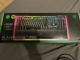 Razer BlackWidow V4 Pro 
