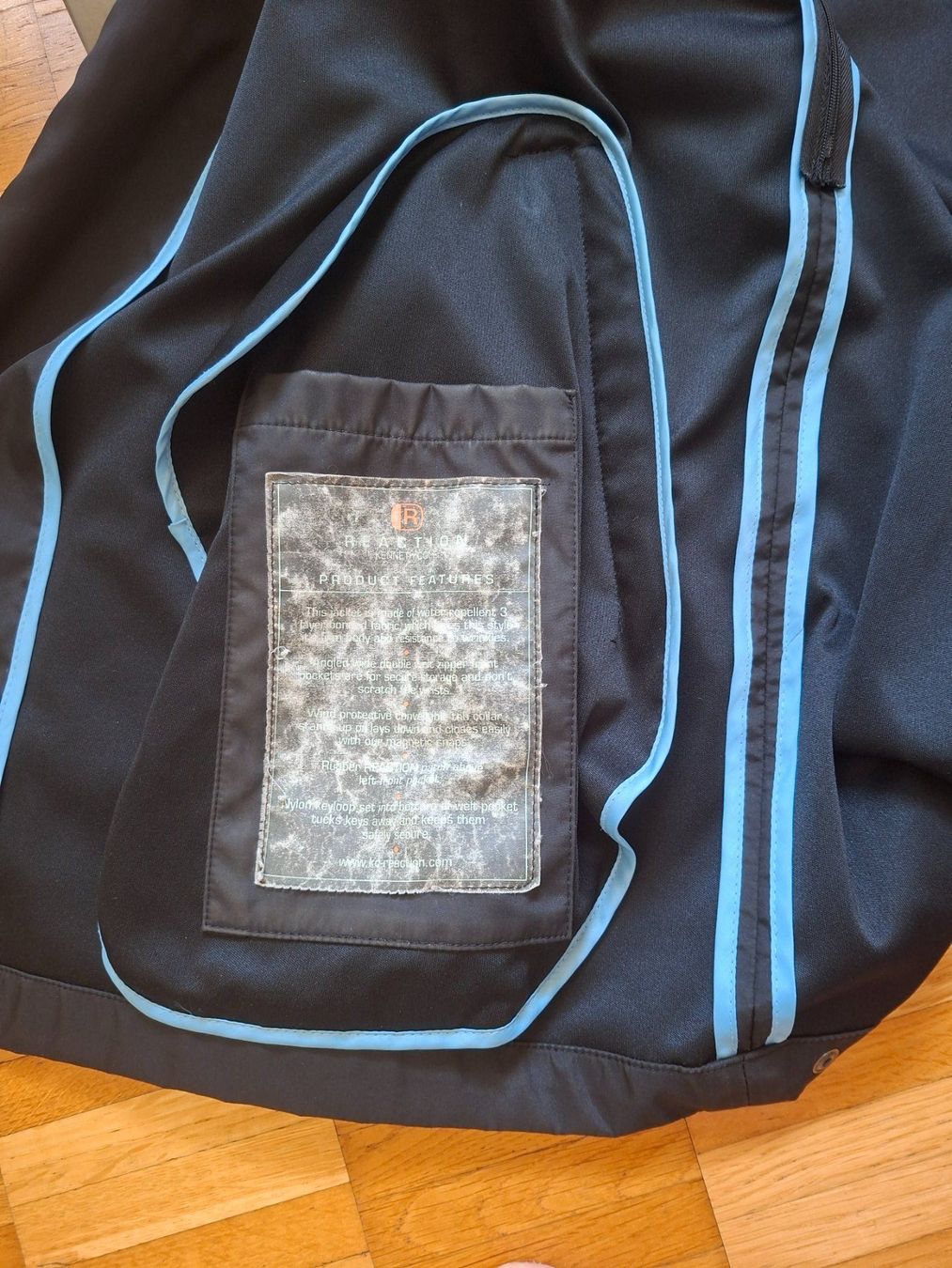 Vestes: Regenjacke / Windjacke  Kenneth Cole  "REACTION" – D'occasion à Zürich par Daniel517 4