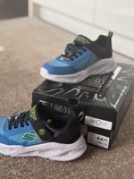 Skechers Light Turnschuhe, Grösse 33, Neu mit Etikett!