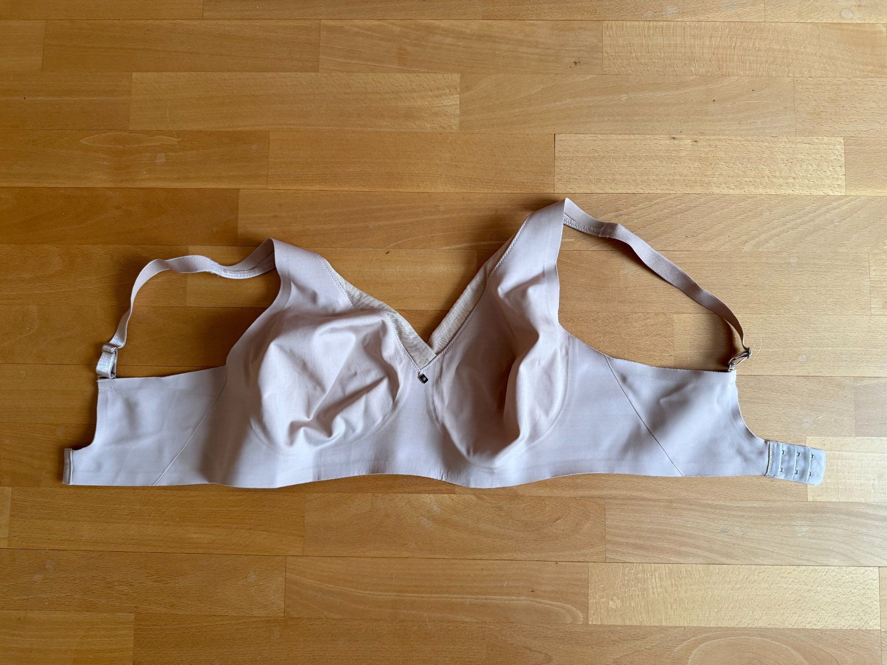 Triumph Sonstige Unterwäsche: Triumph  BH  beige -  hautfarben   Gr. 85F  Minimizer – Gebraucht aus Subingen von ArtBead 1