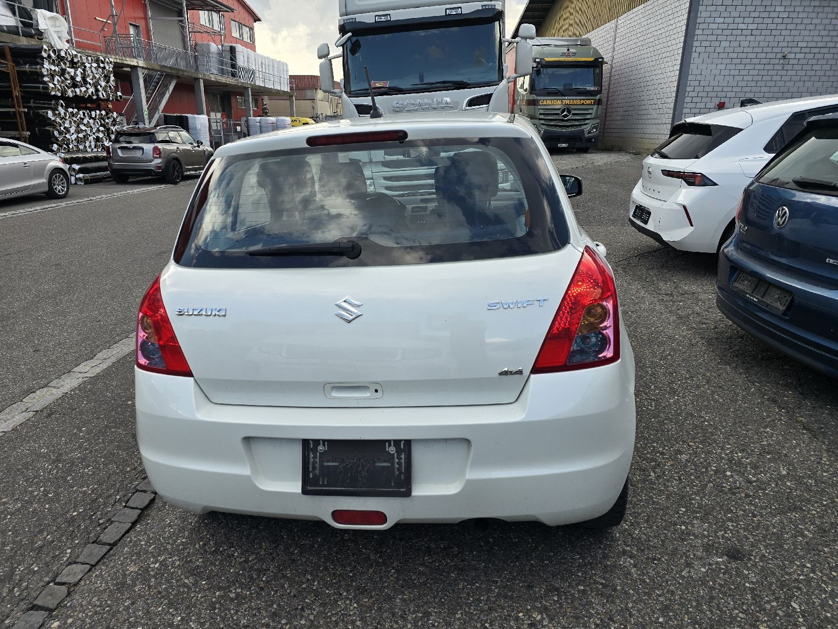 Suzuki Autos: Suzuki Swift 1.3 4WD – D'occasion à Rümlang par garmian 3