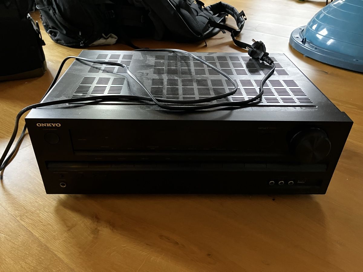 Onkyo Receiver: Onkyo TX-SR313 AV-Receiver – Gebraucht aus Aathal-Seegräben von Butterflynati