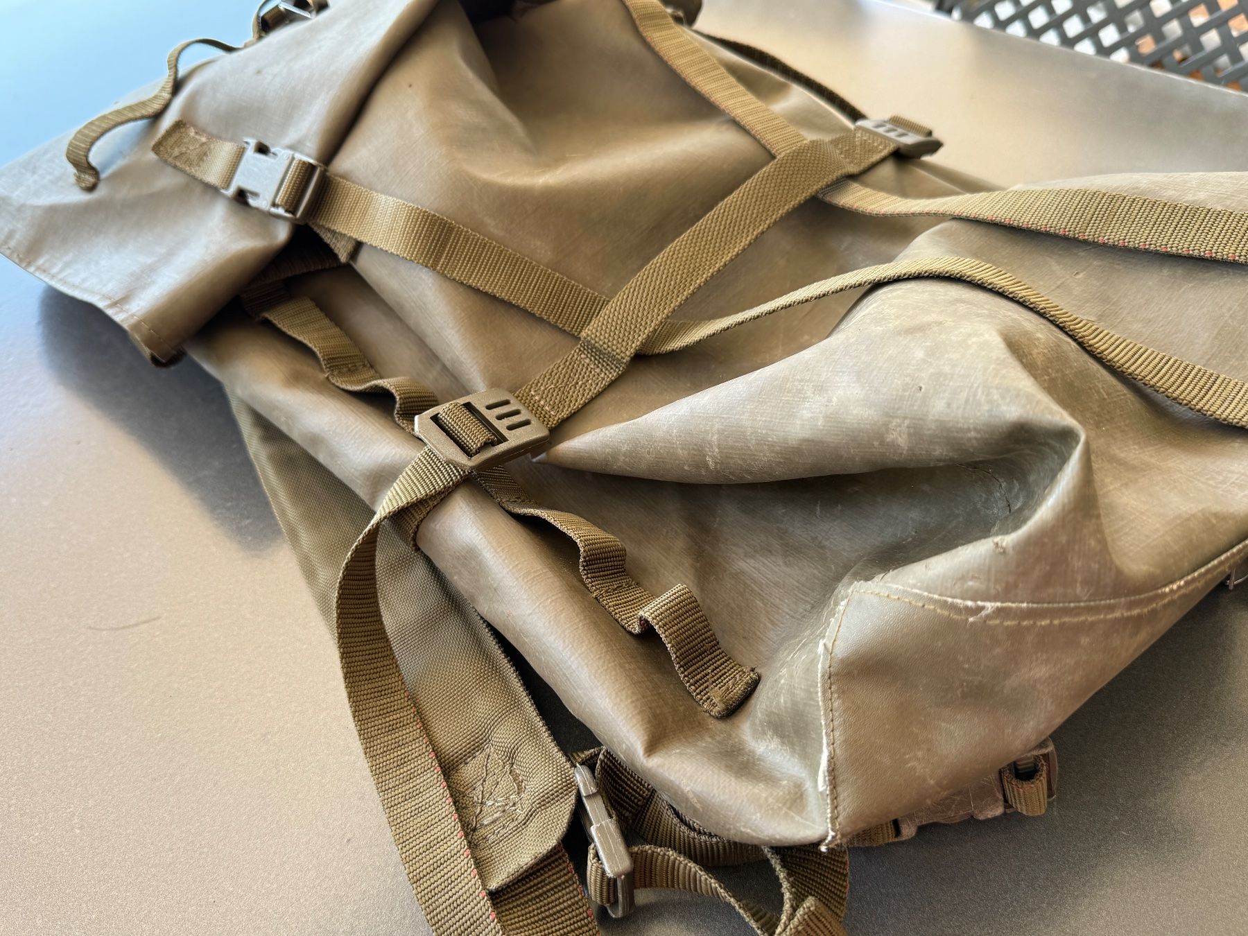 Armée suisse Sacs à dos: Kampfrucksack Schweizer Armee Mod. 94 – D'occasion à Bülach par Mr_steam 3