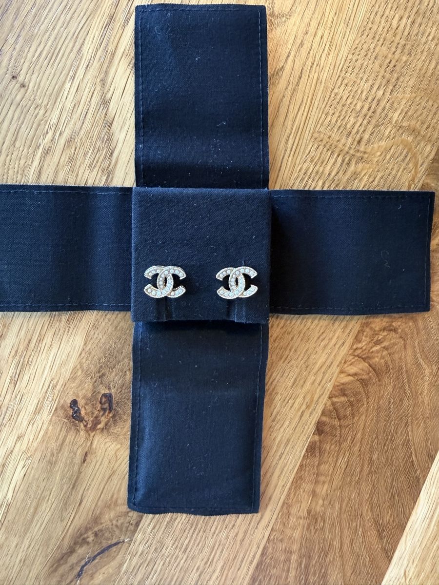 Chanel Orecchini pendenti & Orecchini a lobo: Chanel Ohrringe – Usato da Mülligen venduto da and_djv9 1