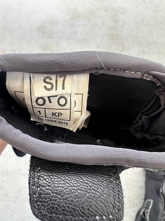 Altri accessori da uomo: Motorrad-Handschuhe Richa – Usato da Nidau venduto da Jareja 2