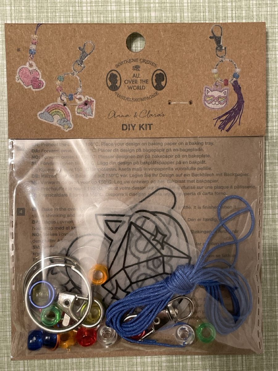 Bastelsets: DIY Kit Schlüsselanhänger Bastelset – Neu und originalverpackt aus Luzern von madameglaser