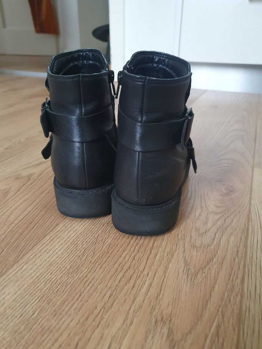 Chaussures femmes: Biker Stiefel – D'occasion à Breitenbach par sabrinaa95 2