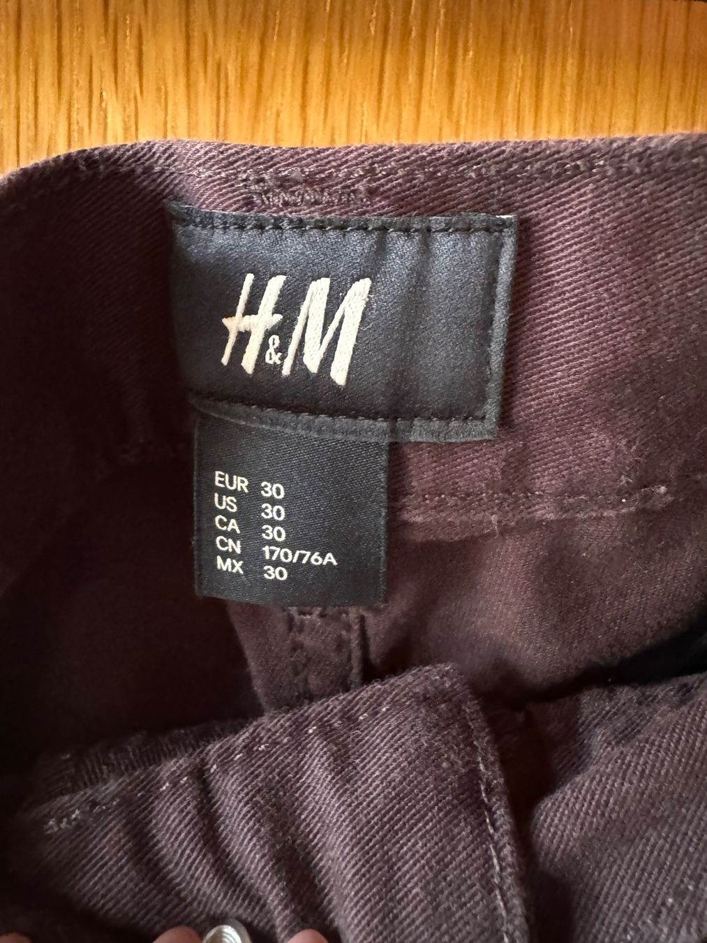 H&M Jeans: Jeans Hose von H&M Gr 30 – Usato da Grosswangen venduto da second_hand_dress 1