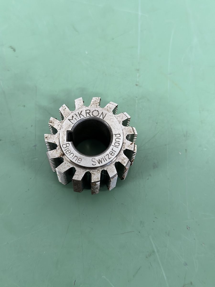 Tutti gli attrezzi: Mikron gear cutting module M0.675 – Nuovo e nell'imballaggio originale da Aarberg venduto da SNMachines 1