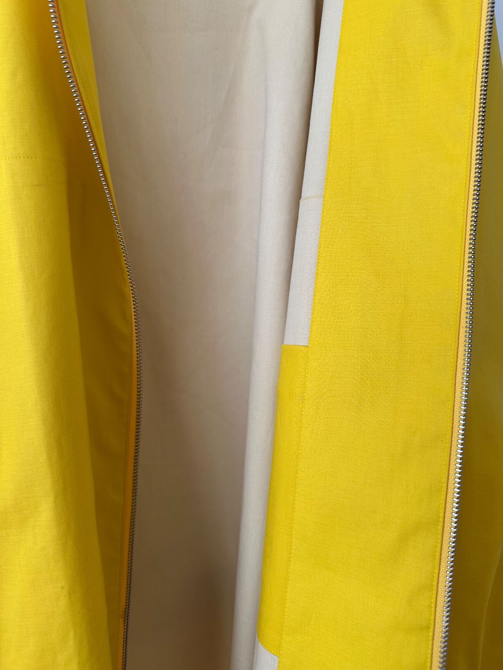Giacche: Sofie D’Hoore Regenjacke – Usato da Zürich venduto da Secondbite 3