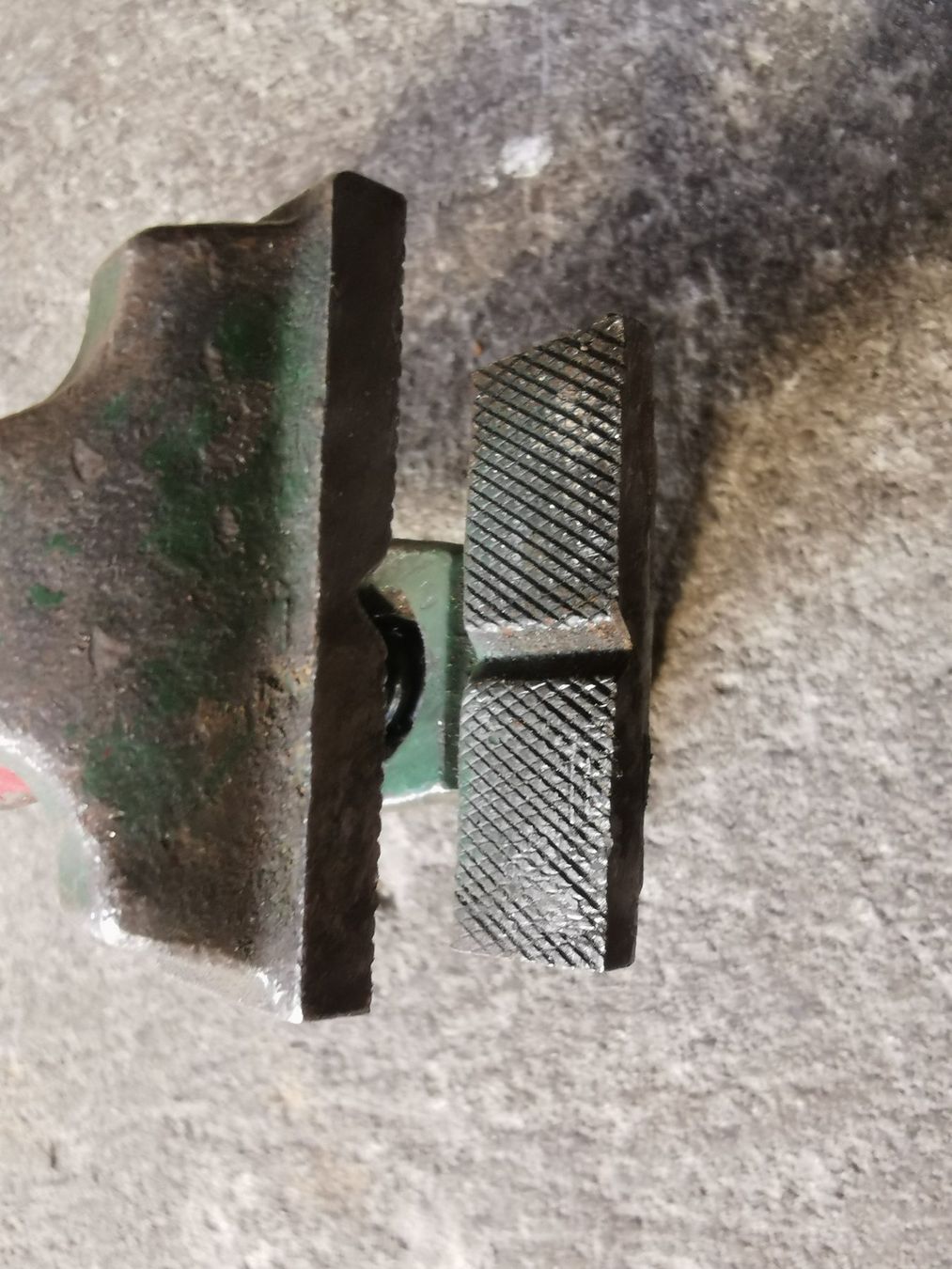 Attrezzatura da arrampicata: Feil-Kloben , TURNUS 130 mm – Usato da Vielbringen Worb venduto da Isch-0u-guet 4