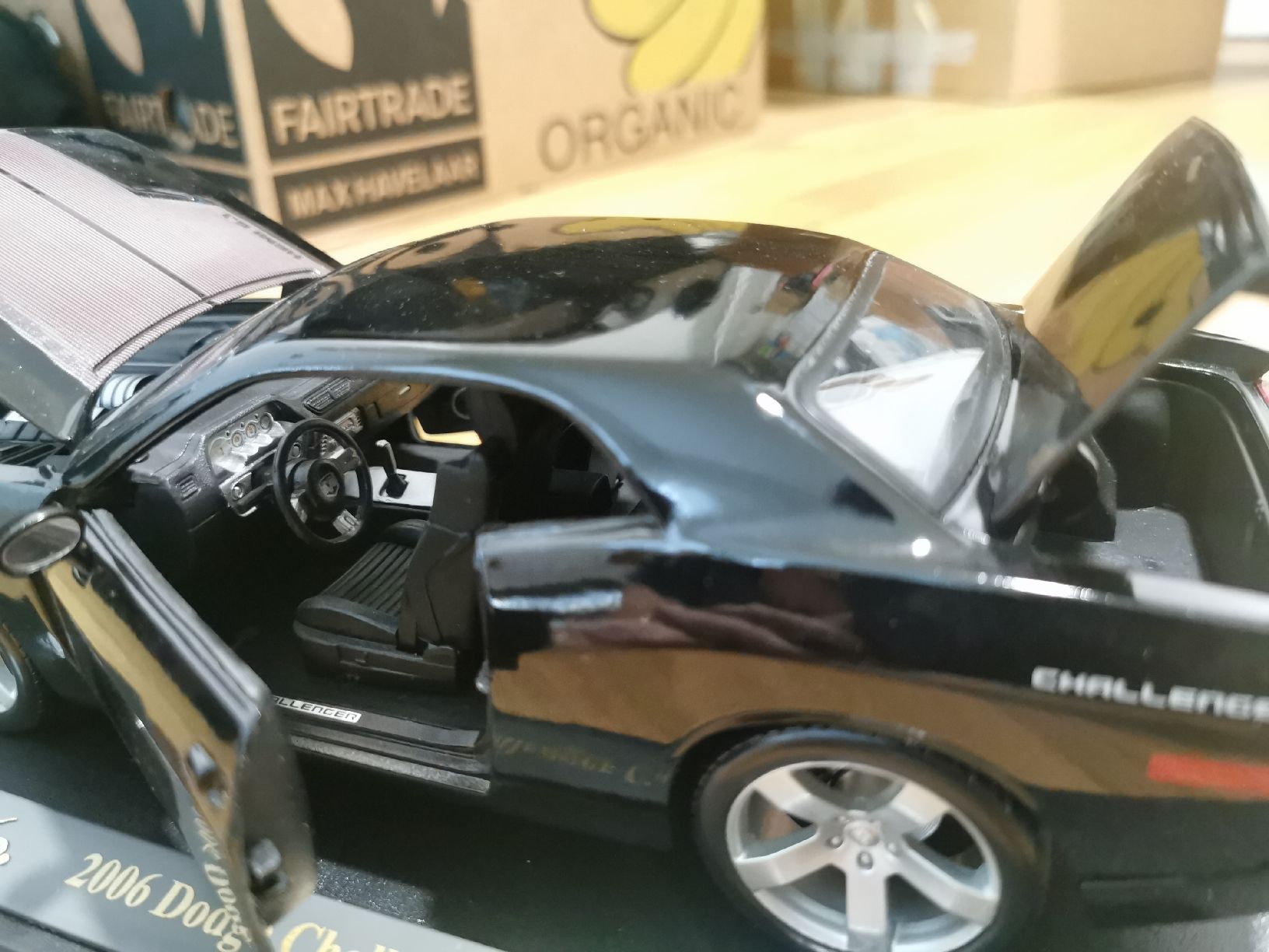 Maisto Modellini d'auto: Dodge Challenger Concept 1:18 – Usato da Arnegg venduto da michik999 3