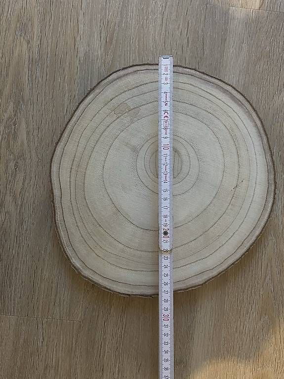 Holzartikel: Holzscheiben & Holzplatte  – Gebraucht aus Allschwil von Andiii_90 1