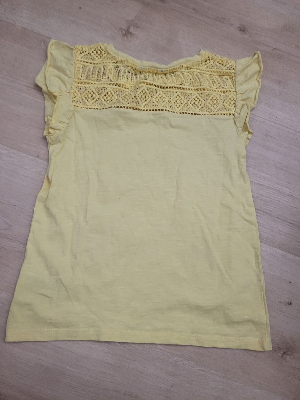 Blusen, T-Shirts & Tops: T-Shirt Gr. 134 – Gebraucht aus Lupsingen von sta_wgg5 3