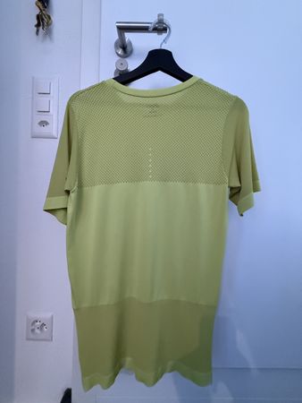 Sportliches Sommer T-Shirt, Grösse M, neuwertig, Top!