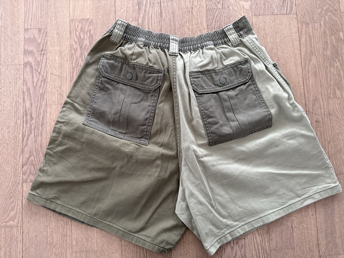 Bershka Jeans: Coole Sommer Shorts im Patchwork, Grösse XL – Gebraucht aus Flaach von wetzgis 2