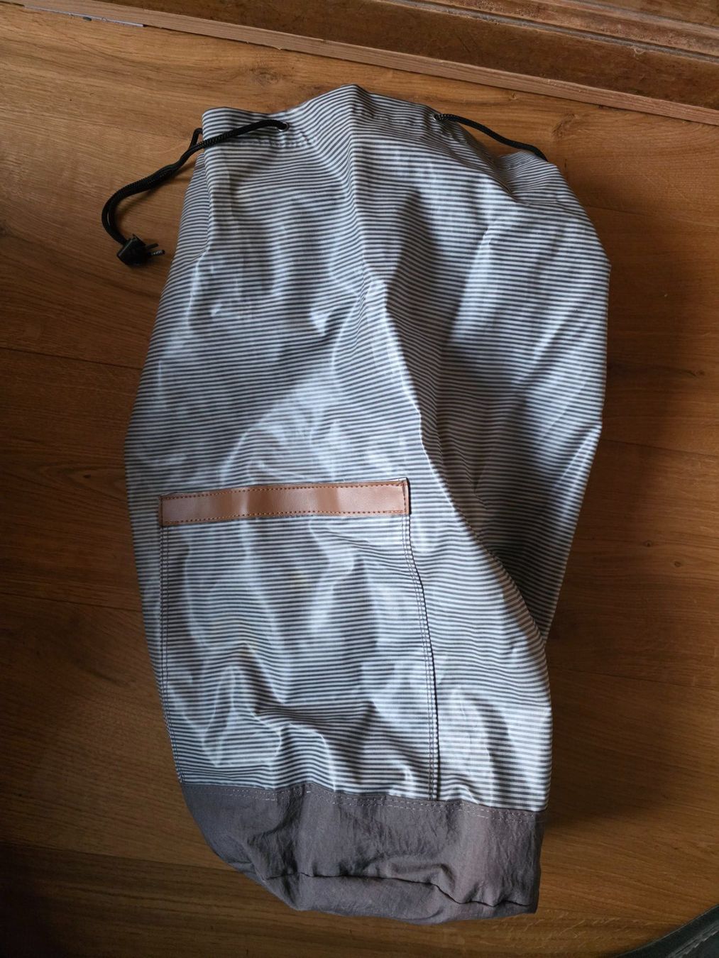 Rucksäcke: Rucksack Seesack Tasche Umhängetasche – Gebraucht aus Walterswil BE von Lonitti 3