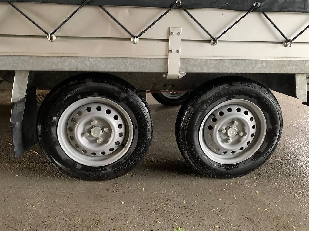 Anssems Anhänger: Transport Anhänger mit Blache – Gebraucht aus Zug von naglate 2