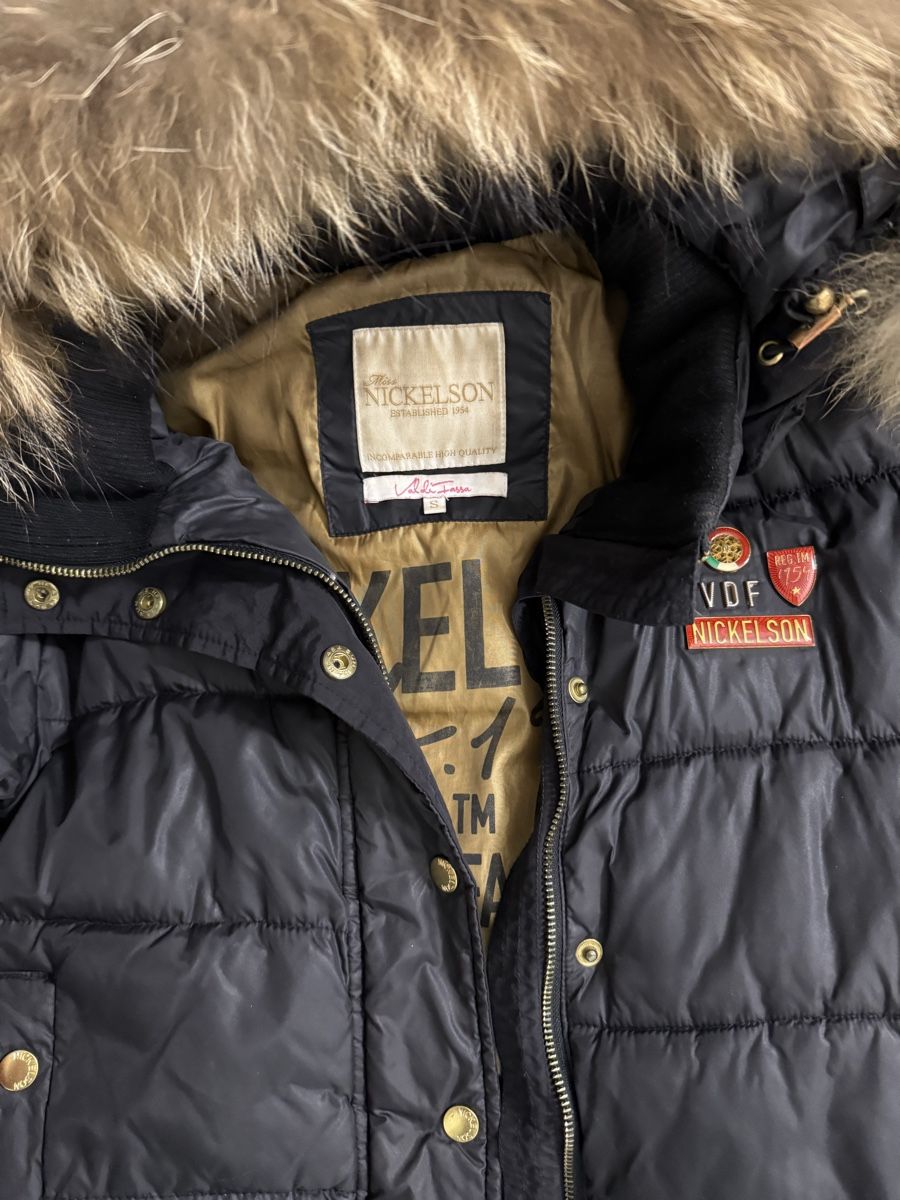 Giacche: Kurze Jacke mit Fell von Nickelson – Difettoso da Opfikon venduto da Desi.s 6