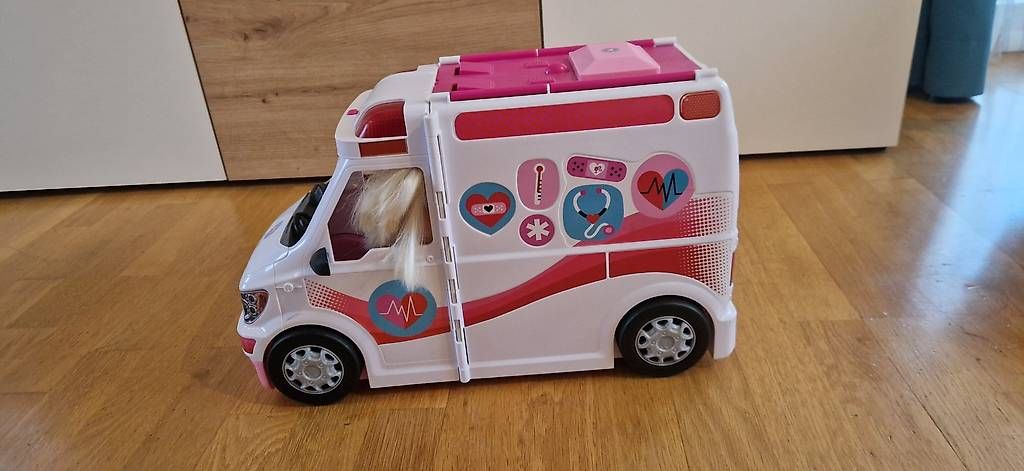 Bambole: Barbie Krankenwagen – Usato da Wangen an der Aare venduto da Lupo760