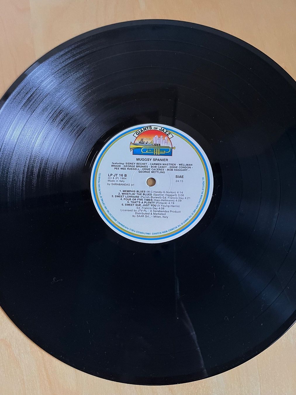 Schallplatten: Muggsy Spanier featuring Sidney Bechet, Carmen Mastren u.a. – Gebraucht aus Rüdlingen von Timber_11 3