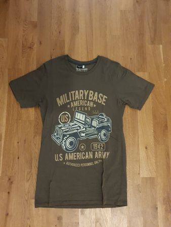 T-Shirt khaki/olive military base & Jeep Grösse S neu