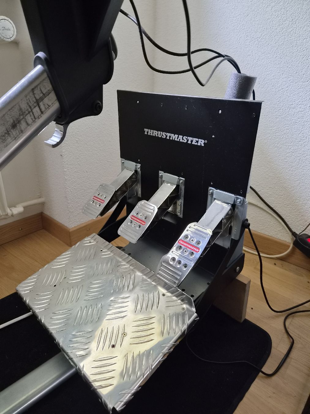 Thrustmaster Controller: Siège de simulation Playseat + simulateur Thrustmaster T300 – Usato da Biel/Bienne venduto da bastienb01 3